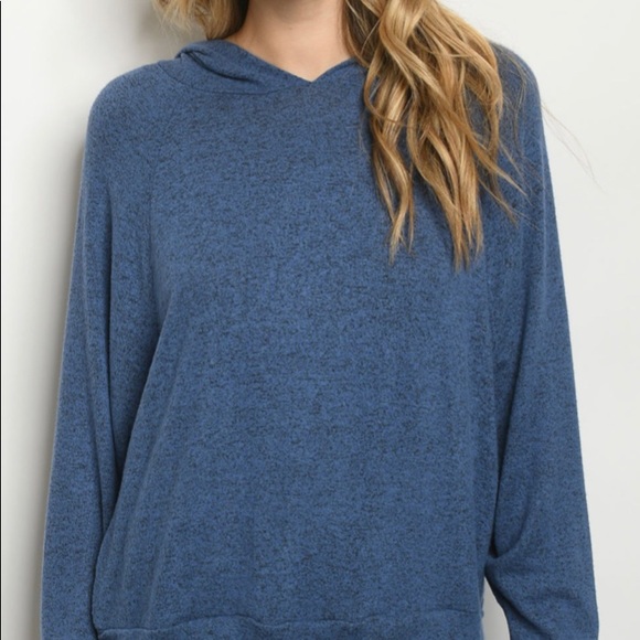 🆕Soft hooded top in denim blue - Picture 3 of 4